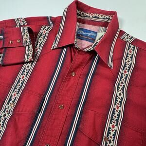 VTG Wrangler Button Up Mens L Red Vertical Stripe Pearl Snap Western Rodeo 90s